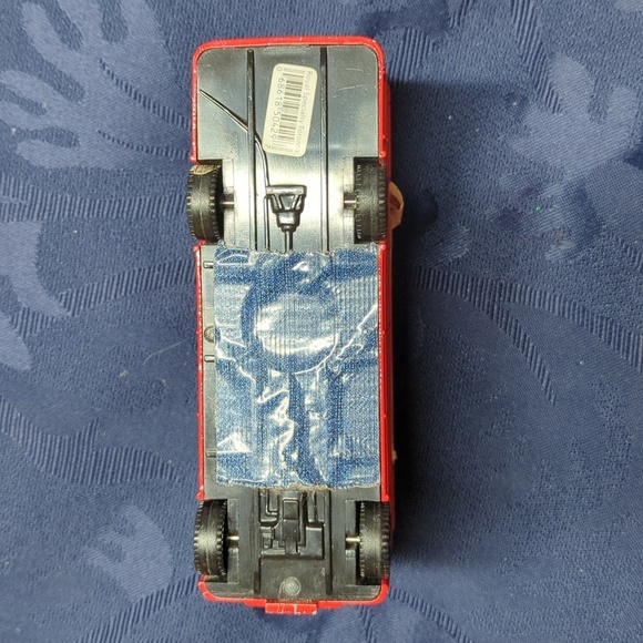 Red Double-Decker Bus Model - Picture 7 of 8